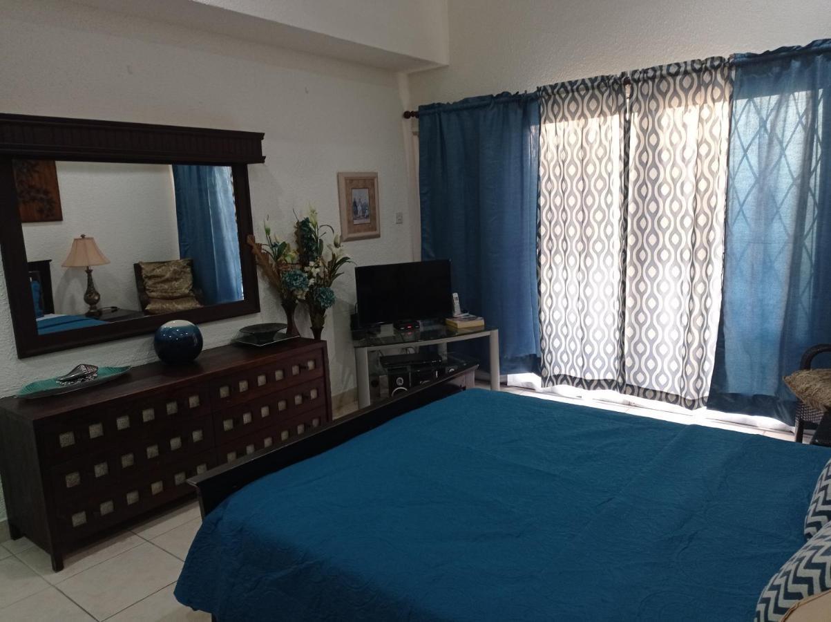 126 Friendship, Rockley Golf Club Daire Bridgetown Dış mekan fotoğraf